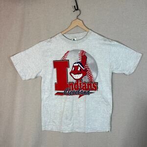 Vintage 90s Mens Cleveland Indians Tshirt Size XL Chief Wahoo Baseball Guardians